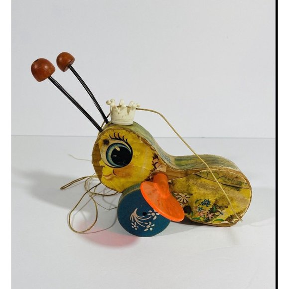 Vintage 1958 Fisher Price Queen Buzzy Bee Wooden Children's Pull Toy Made In USA - Picture 4 of 8
